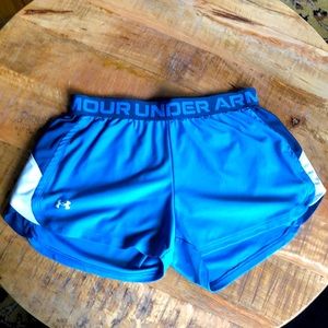 Under Armour Women’s Shorts size Medium